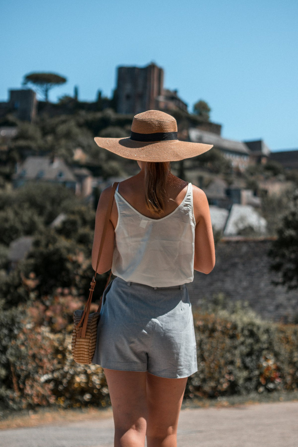 Reese Linen Drawstring Short